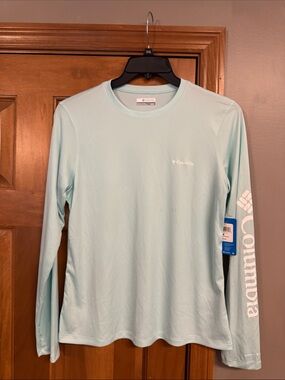 Columbia Women’s Long Sleeve Performance Shirt - Light Aqua